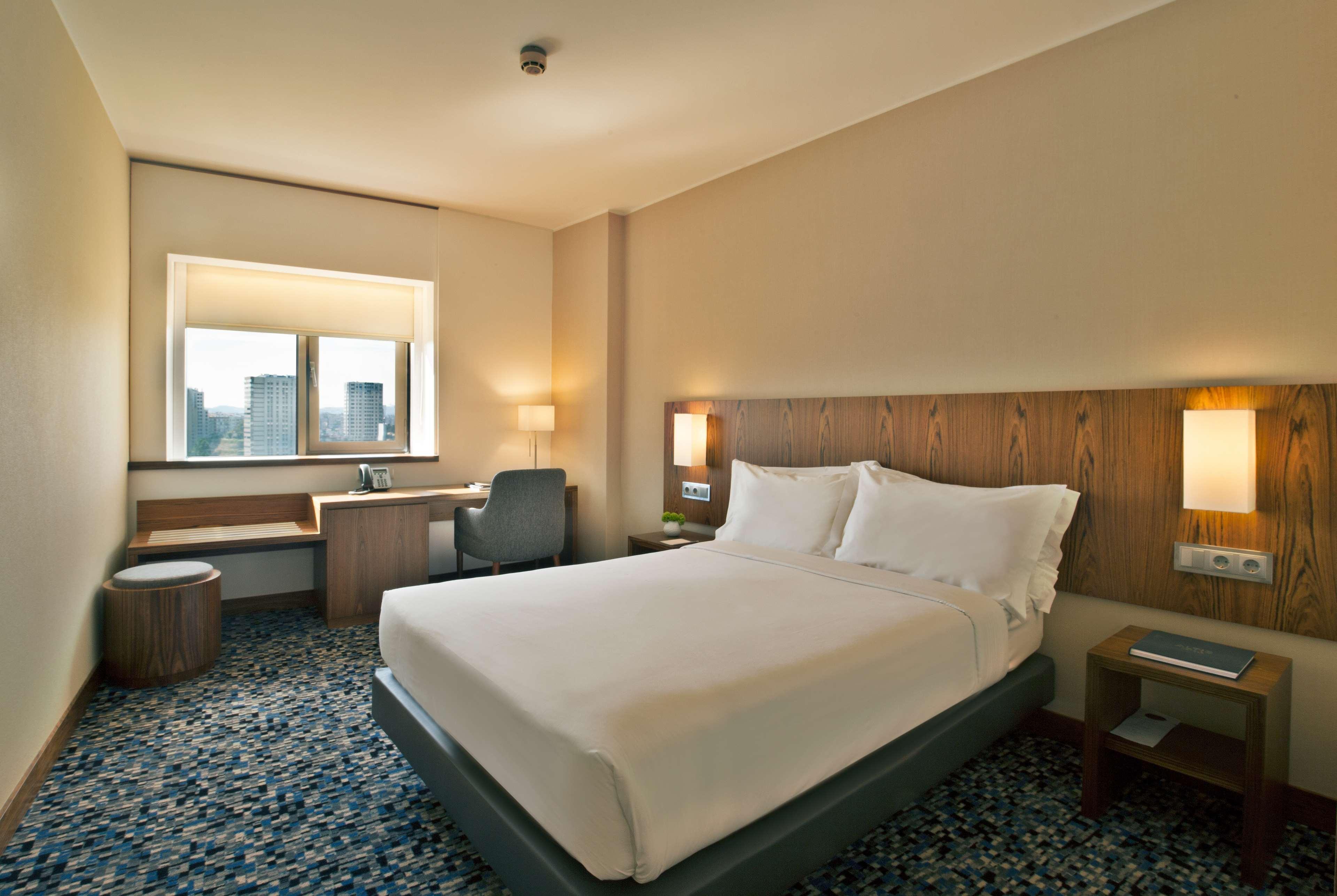 รามาดา บาย วินด์แฮม ลิสบอน Hotel ภายนอก รูปภาพ