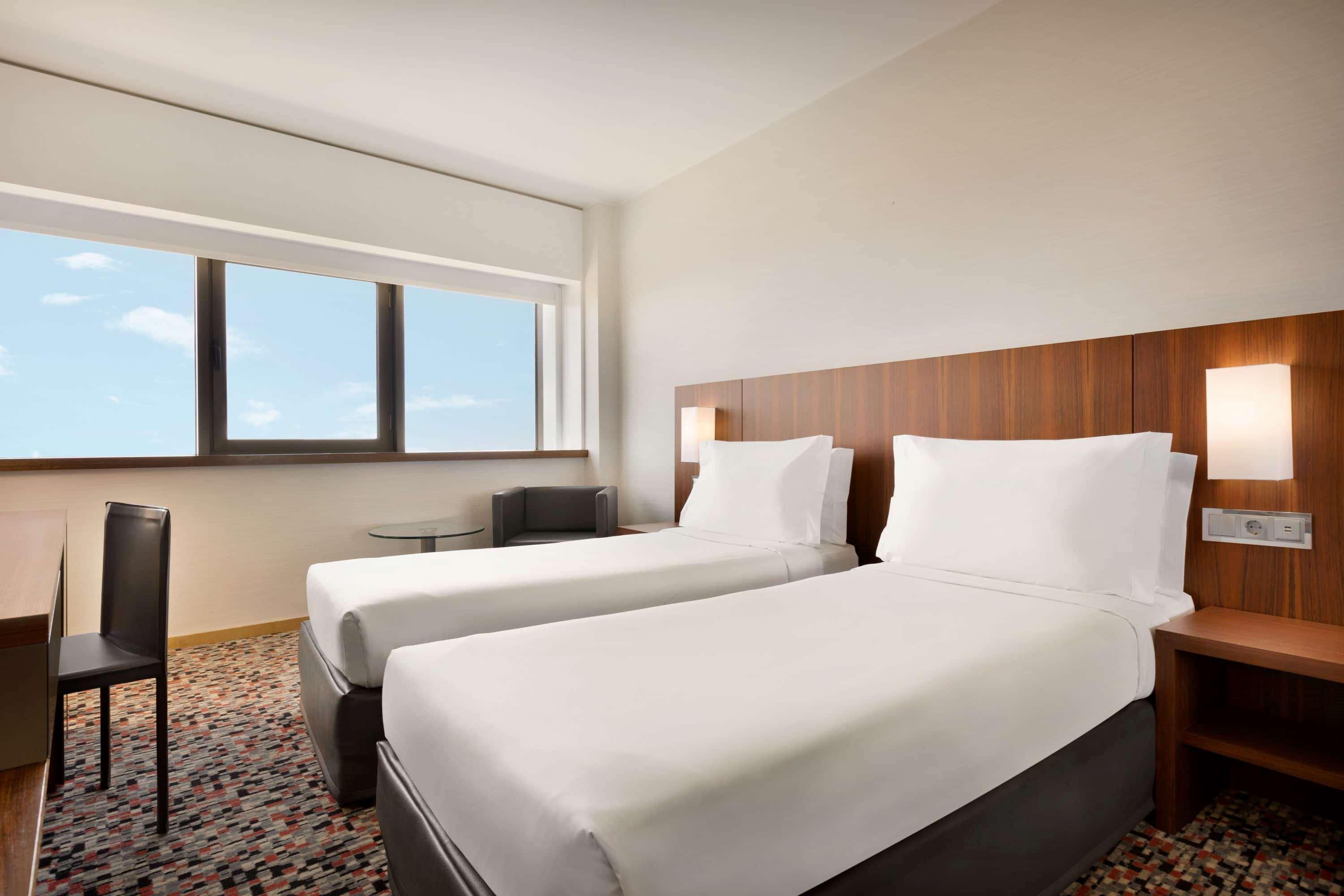 รามาดา บาย วินด์แฮม ลิสบอน Hotel ภายนอก รูปภาพ