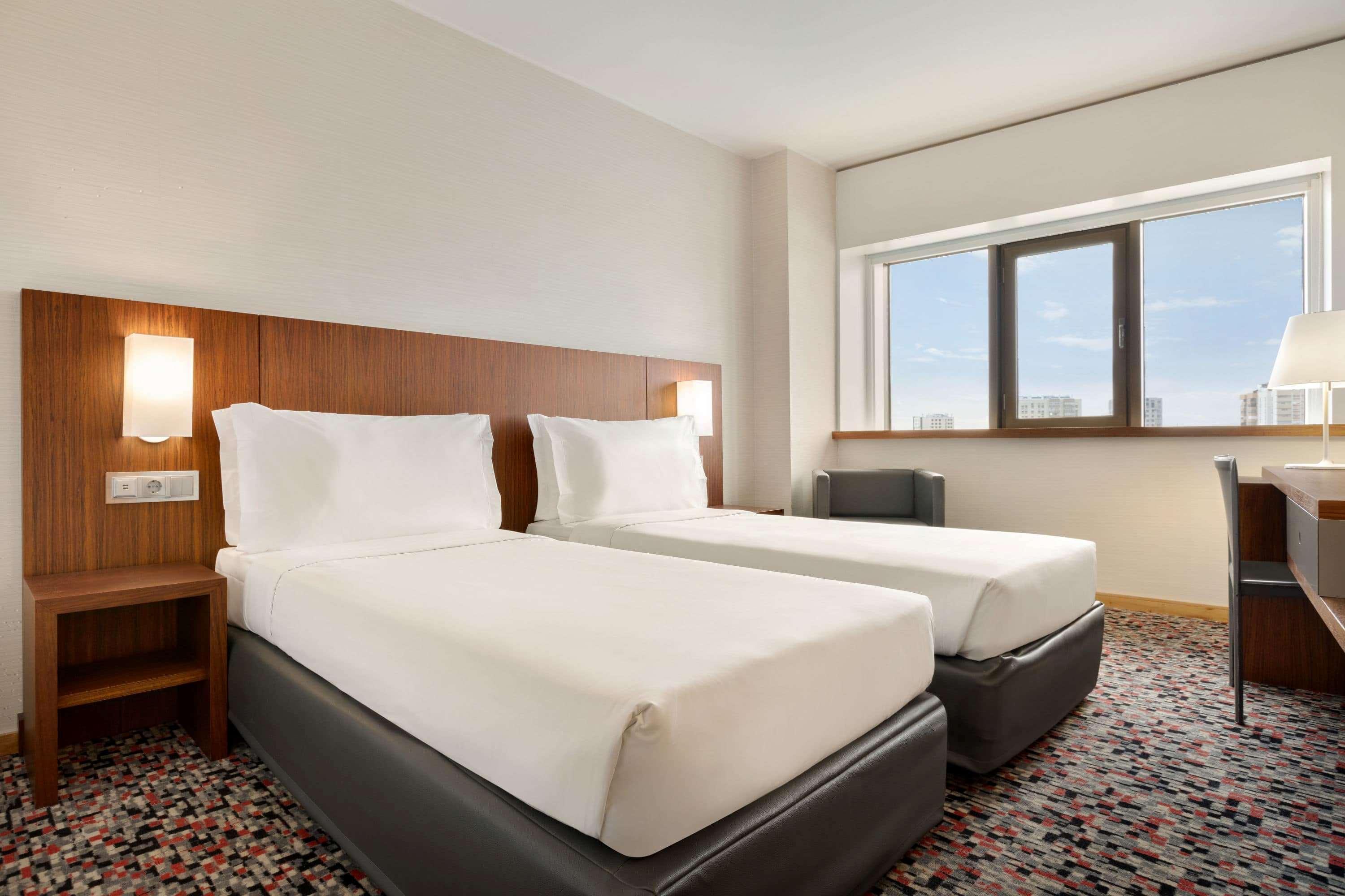 รามาดา บาย วินด์แฮม ลิสบอน Hotel ภายนอก รูปภาพ