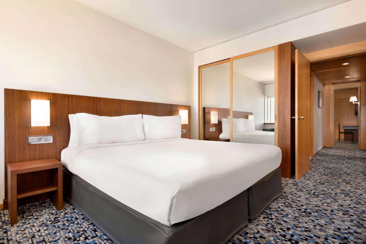 รามาดา บาย วินด์แฮม ลิสบอน Hotel ภายนอก รูปภาพ